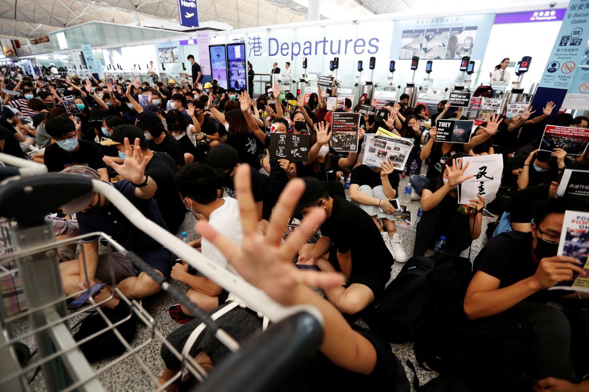 Kemlu keluarkan imbauan perjalanan ke Hong Kong