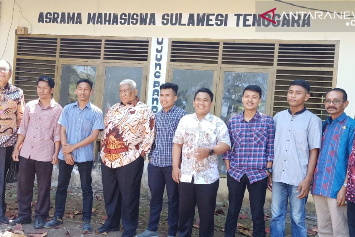 Gubernur prihatin melihat kondisi Asrama Mahasiswa Sultra di Makassar