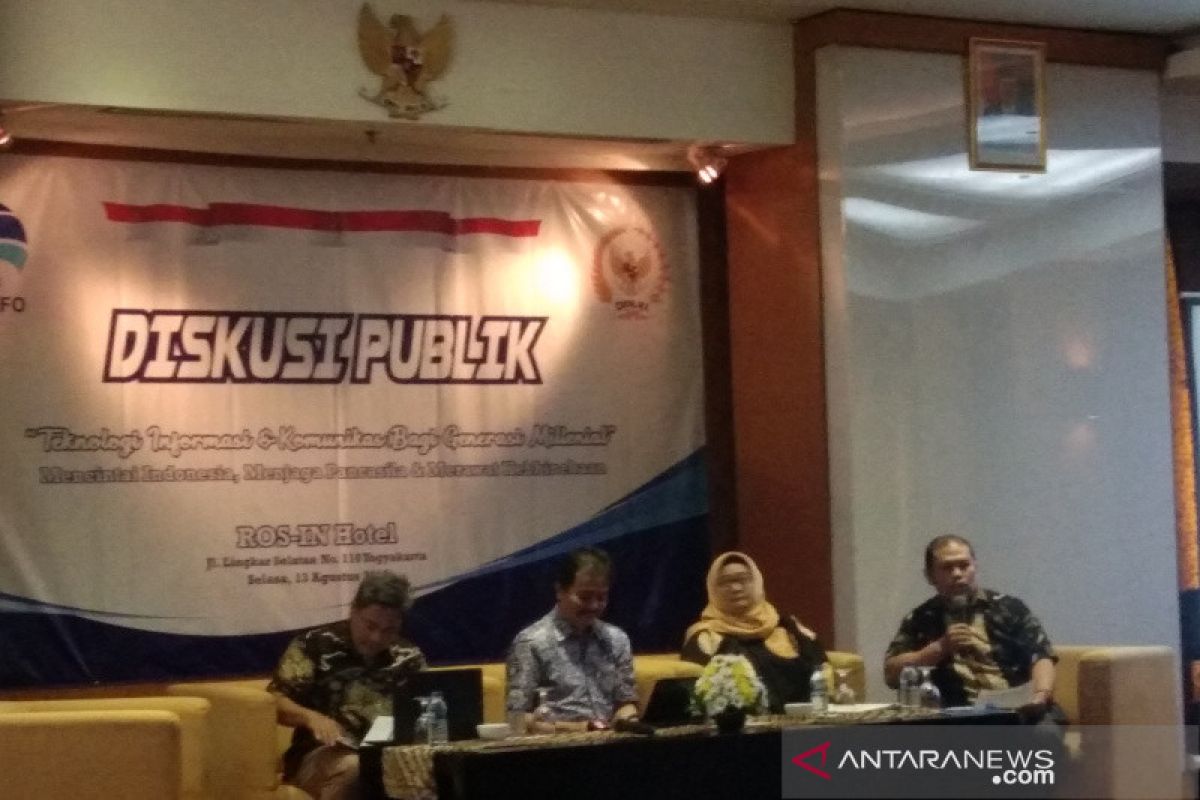 Kemkominfo: berita hoaks adalah musuh bersama