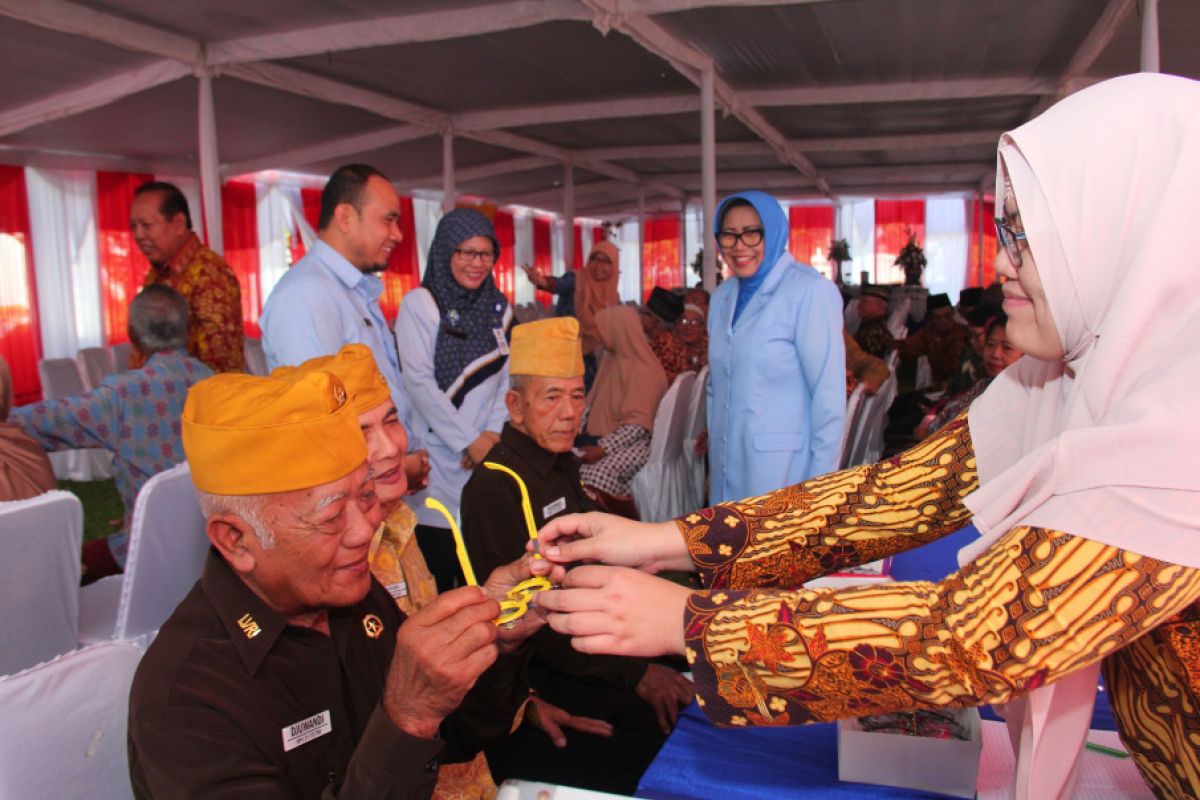 Pemkab Sleman menyelenggarakan ramah-tamah dengan veteran