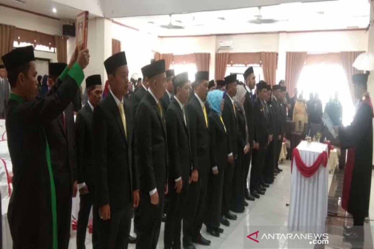 Anggota DPRD Balangan periode 2019 - 2024 dilantik