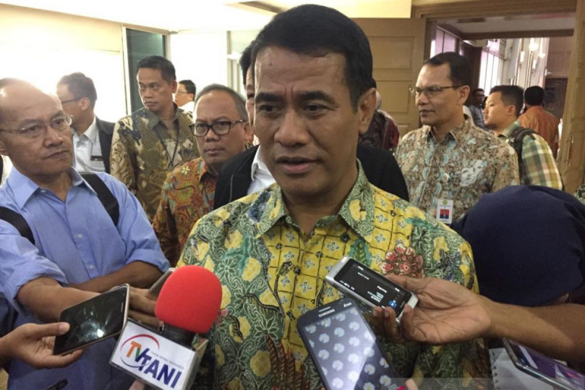 Menteri Amran minta pejabat penerus lanjutkan tiga program di Kementan