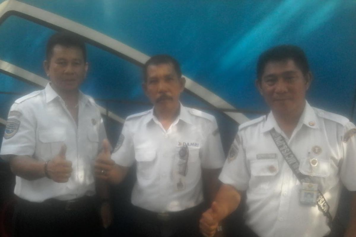 Perum Damri Cabang Manado Operasikan 37  bus