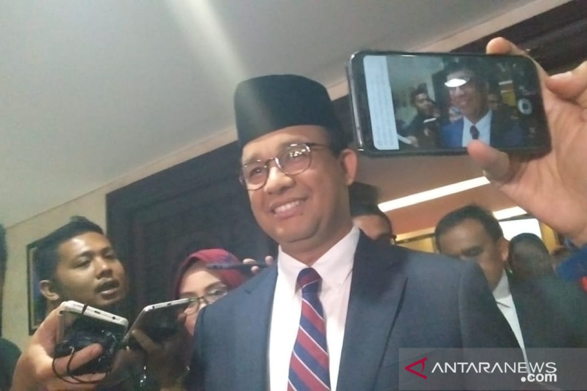 Gubernur Anies tunggu kebijakan resmi wacana ASN kerja dari rumah