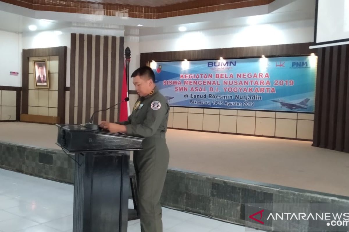 Di Pekanbaru, TNI AU latih bela negara peserta SMN 2019