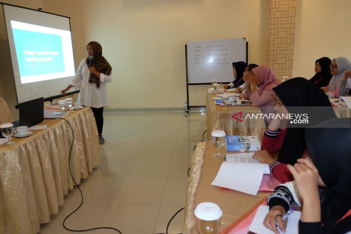 PTPN IV dan LKBN ANTARA bekali peserta SMN 2019 pengetahuan jurnalistik