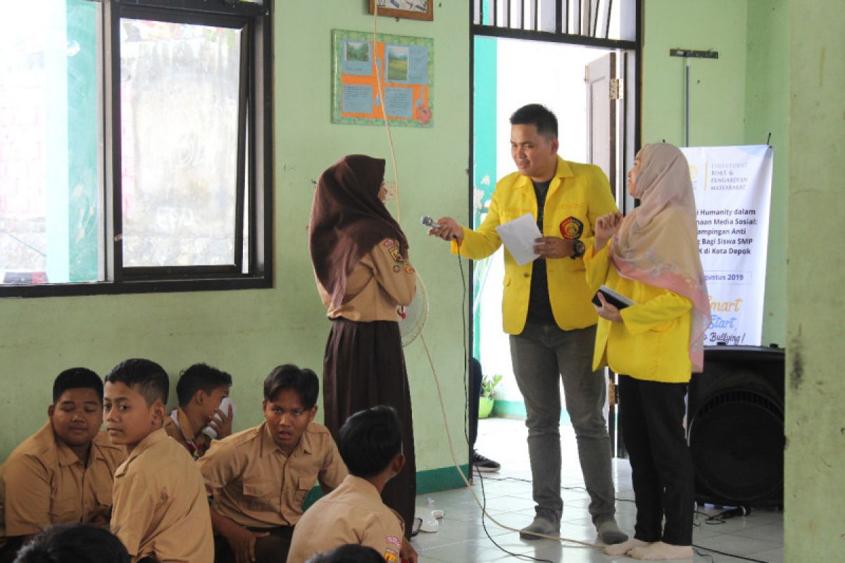 Pengabdian Masyarakat FIA UI untuk tingkatkan literasi media sosial