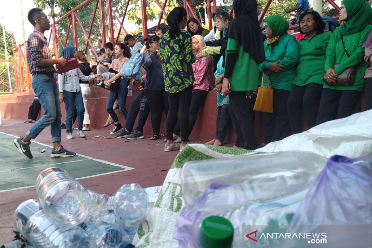 AIESEC ajak masyarakat Semarang kurangi penggunaan plastik