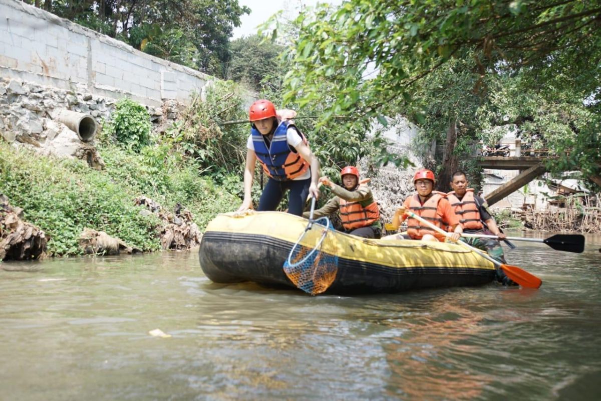 Puteri Indonesia kampanyekan pengurangan plastik