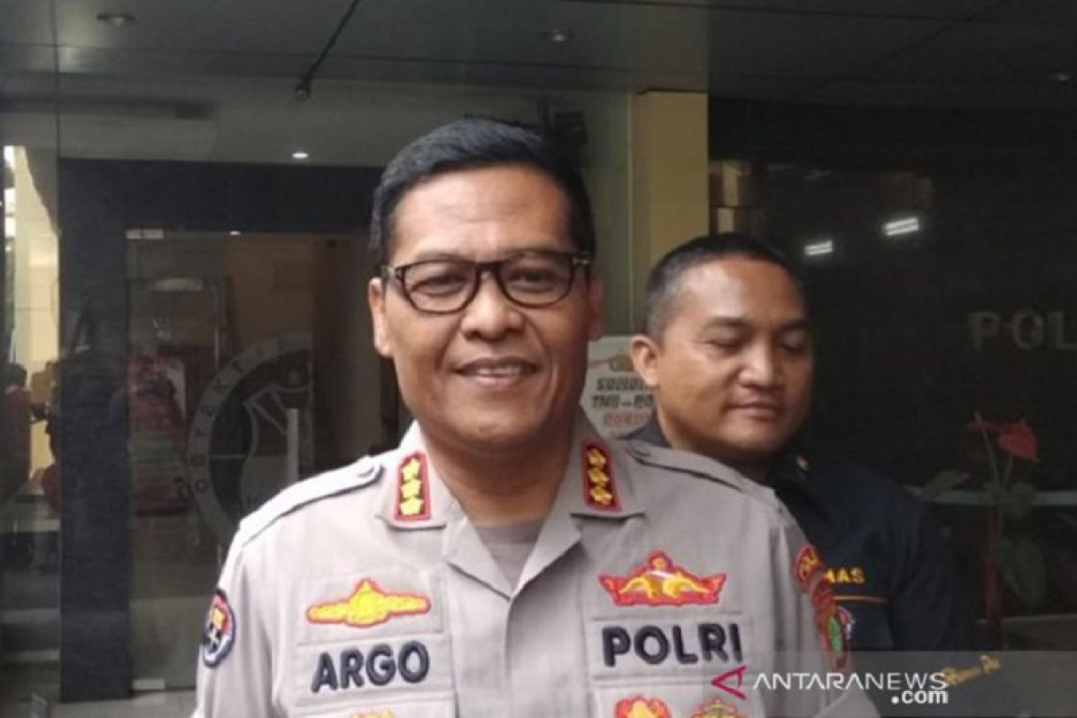 Polda Metro Jaya periksa empat orang terkait penyerangan kantor DPP Golkar