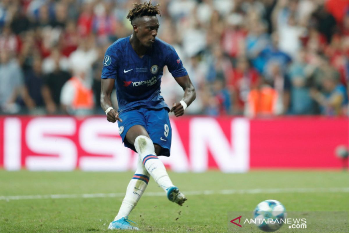 Gagal eksekusi penalti untuk Chelsea, Abraham kecewa