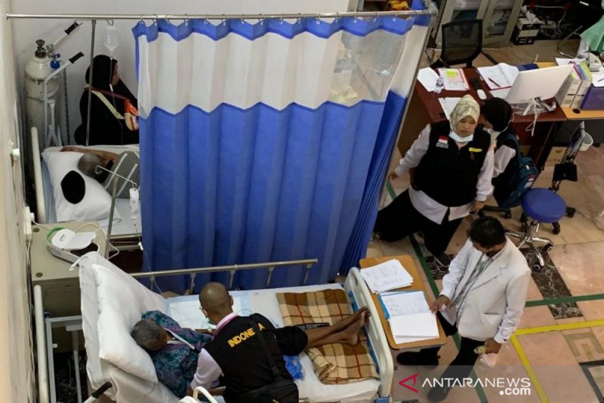 187 anggota jamaah haji Indonesia dipulangkan lebih awal karena sakit