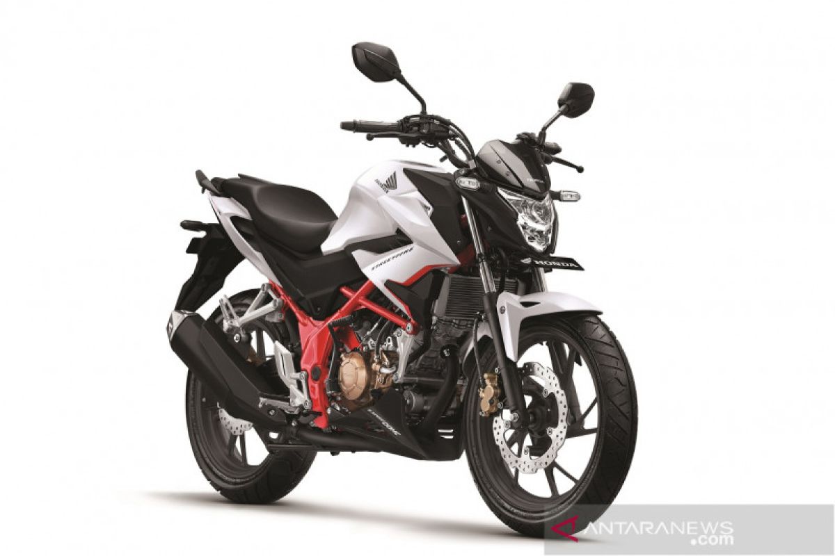 Tampilan Tampilan Baru New Honda CB150R StreetFire Semakin Gagah