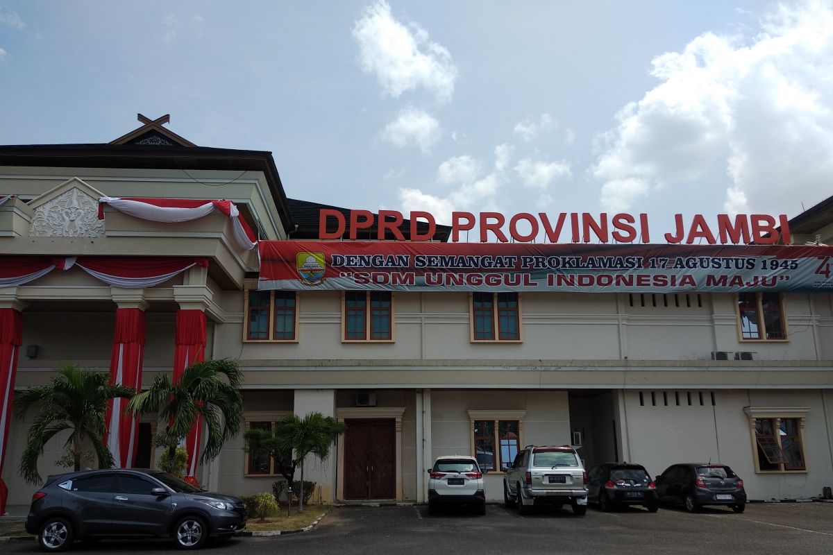 Pelantikan anggota DPRD Provinsi Jambi terpilih digelar 9 September