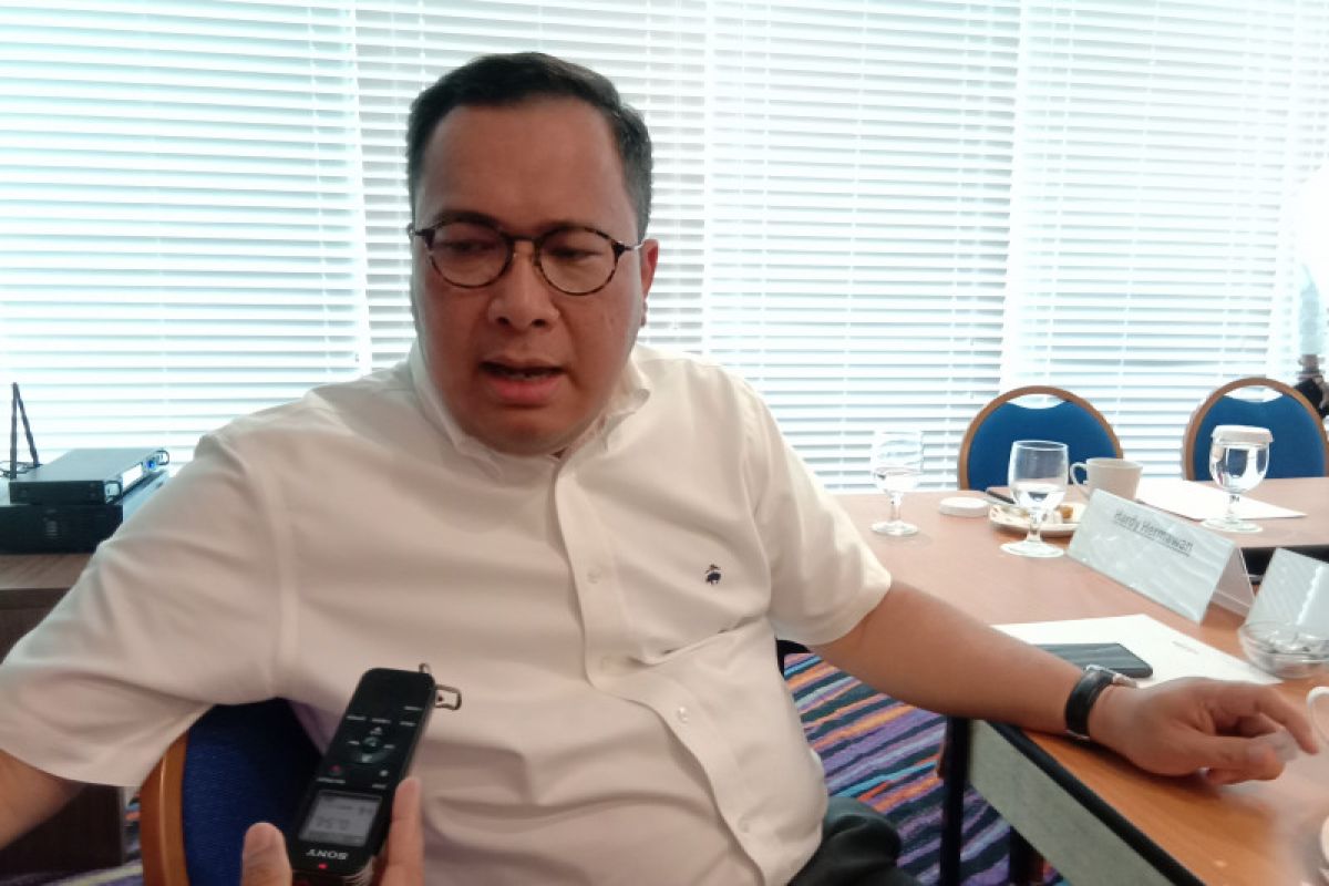 Stafsus Presiden Arif tegaskan Indonesia belum resesi ekonomi