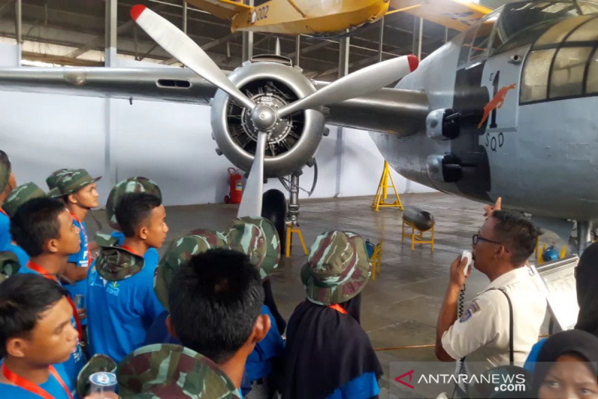 Peserta SMN 2019 Riau berkunjung ke Museum Dirgantara Yogyakarta