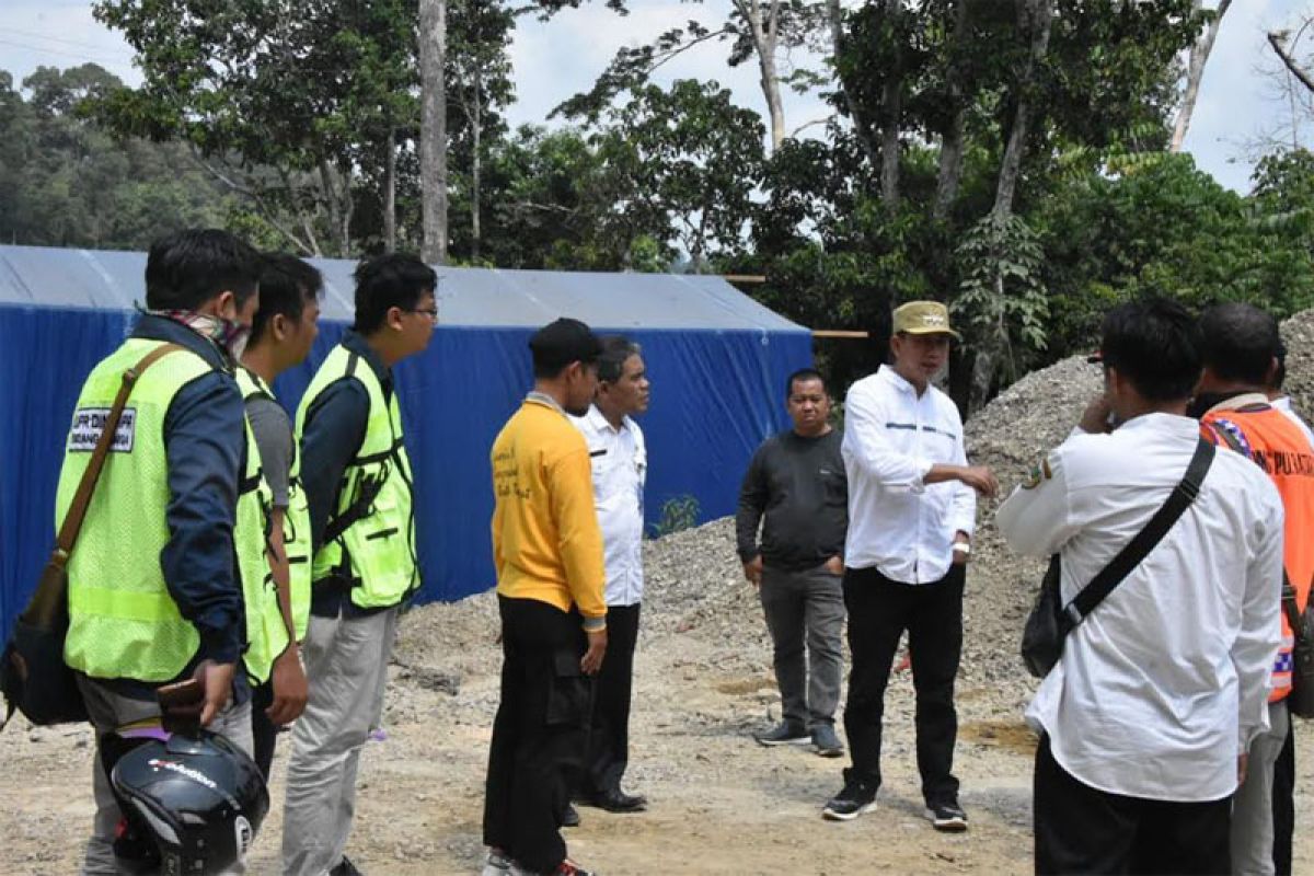 Jalan Lahei - Luwe untuk mempersingkat ke Muara Teweh