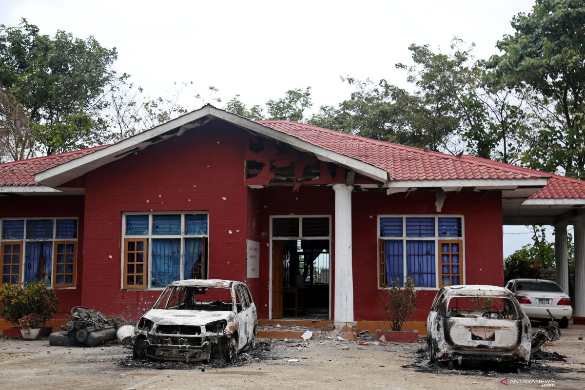 Pemberontak Myanmar bebaskan warga India yang disandera