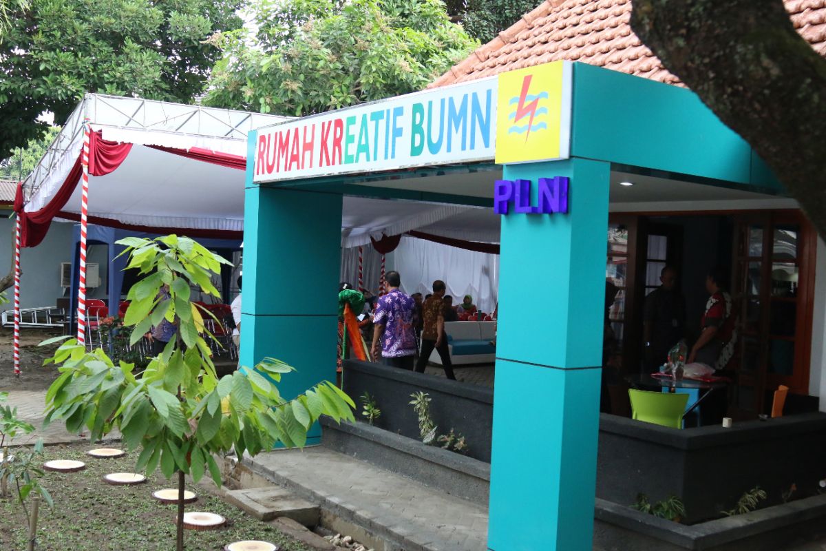 PLN Jatim kembali resmikan rumah kreatif BUMN