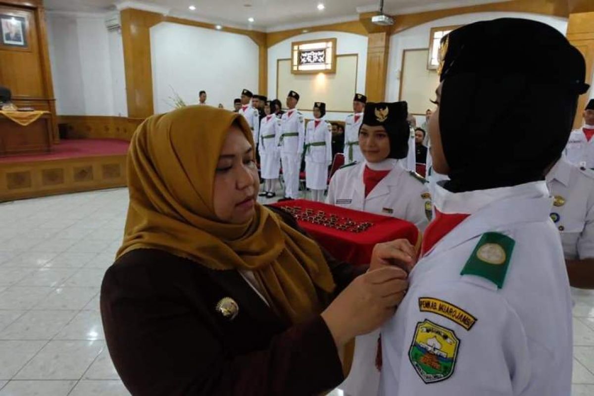 Bupati kukuhkan Paskibraka Kabupaten Muarojambi