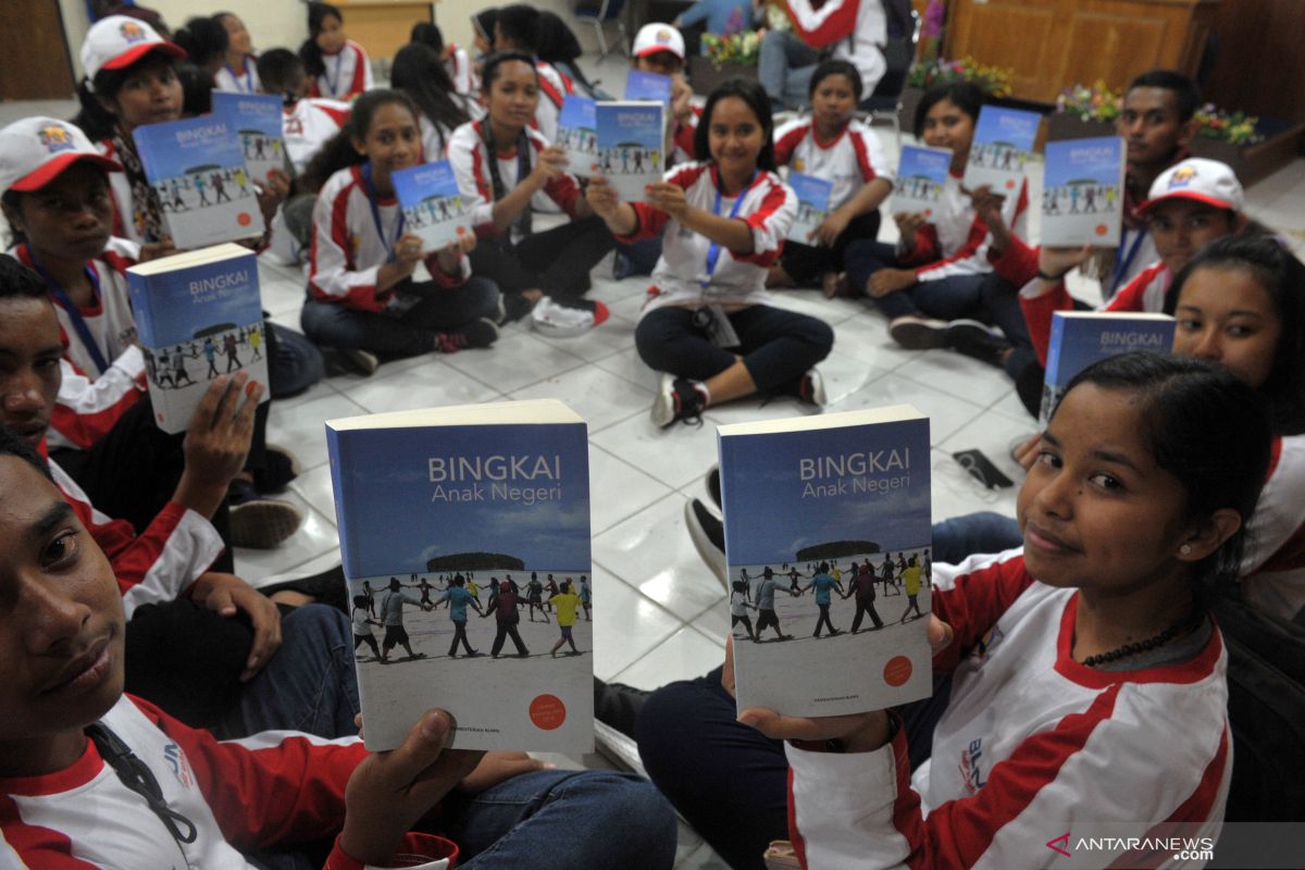 SMN NTT sebut buku "Bingkai Anak Negeri" membawa keliling nusantara