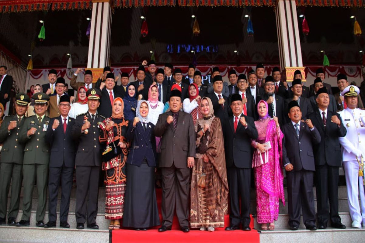 Rapat Paripurna DPRD Lampung Peringati HUT Ke-74 RI