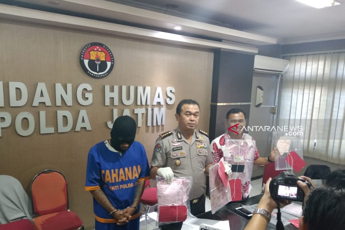 Polda Jatim ungkap kasus suami jual istri