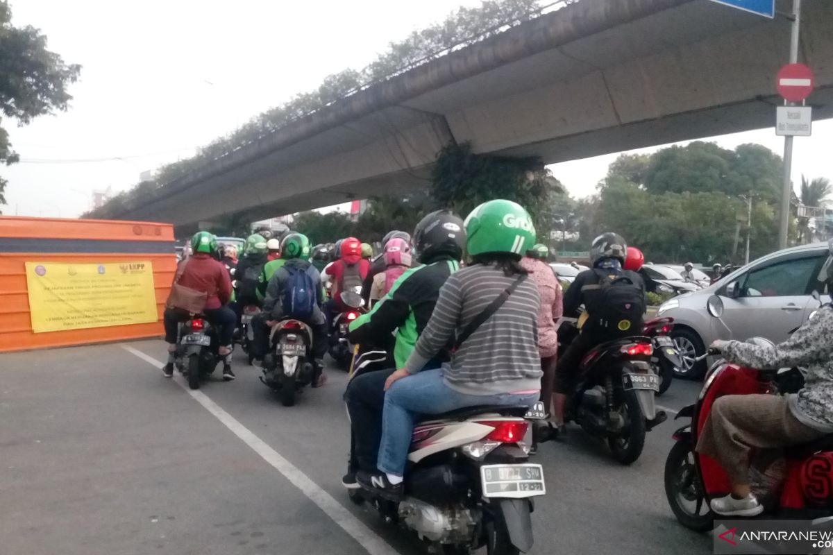 Hari kelima uji coba ganjil genap masih banyak pelanggaran di Salemba