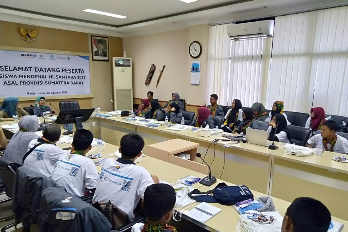 SMN asal Sumbar penasaran dengan pasar terapung