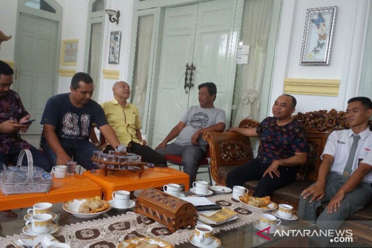 Siswa gagal paskibraka mendadak diundang Menpora ke Jakarta