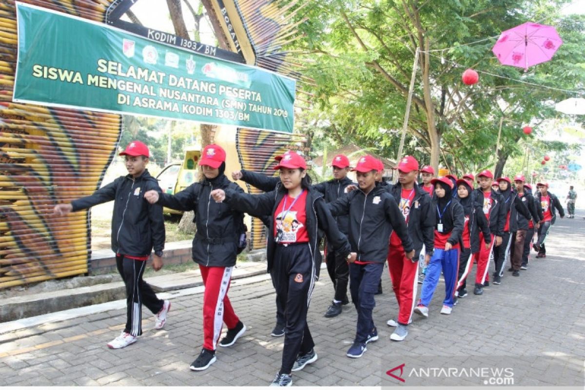TNI tanamkan semangat  jiwa bela negara peserta SMN 2019