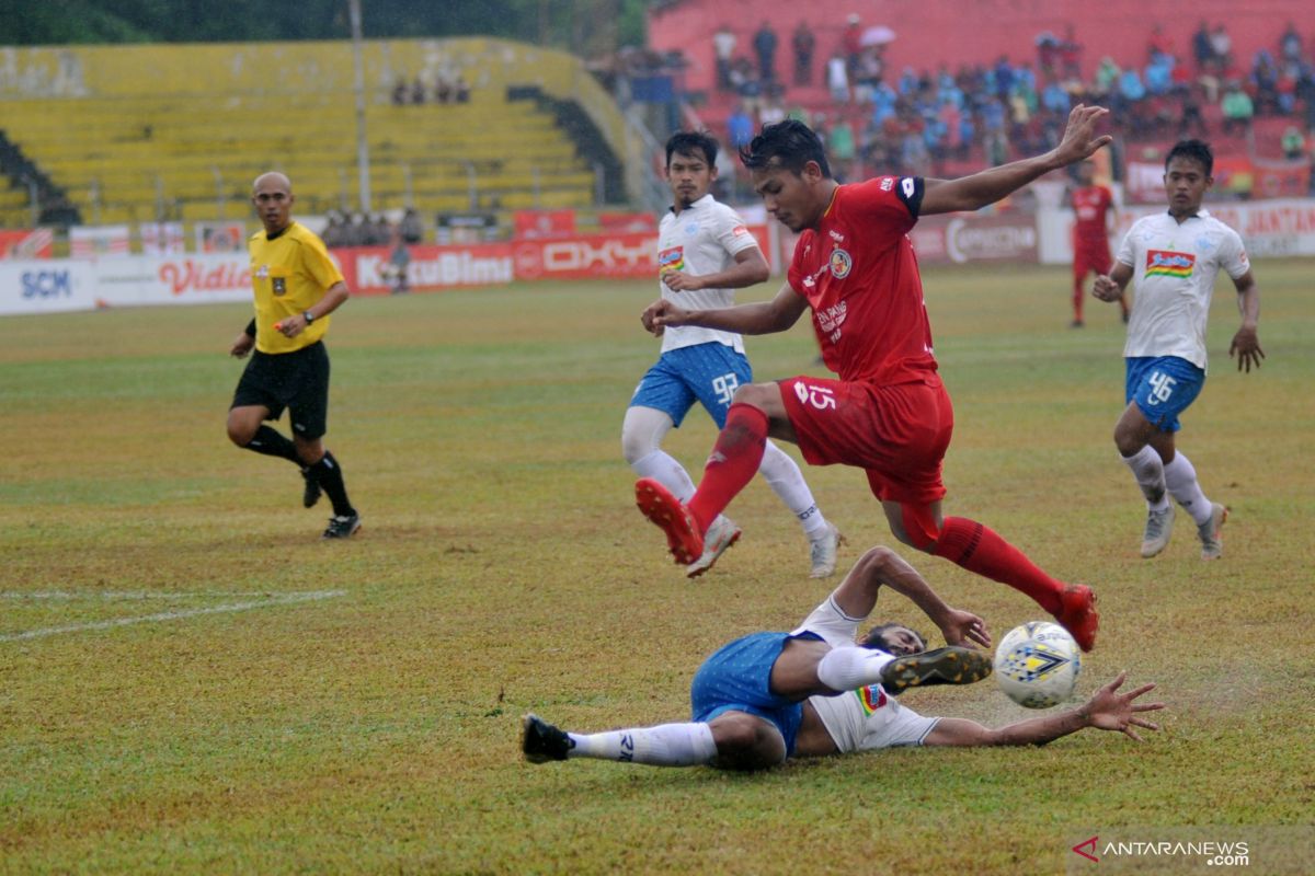 Gulung PSIS 1-0, Semen Padang FC raih kemenangan perdana