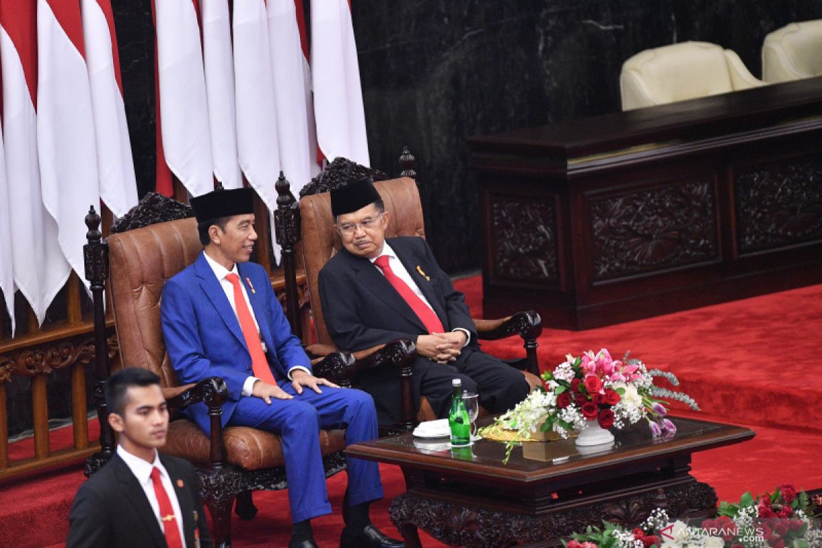 Jokowi: Untuk apa jauh jauh studi banding, kita harus efisien