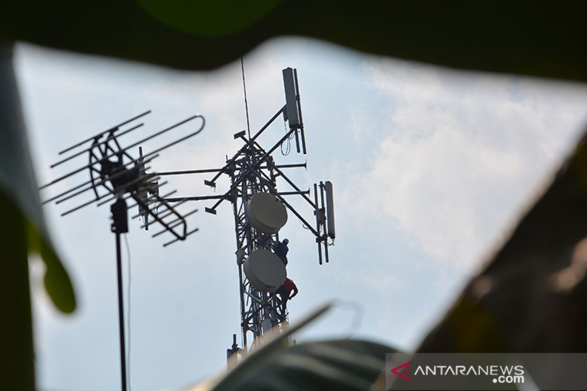 Diskominfo diminta siapkan layanan telekomunikasi ke seluruh daerah Malut