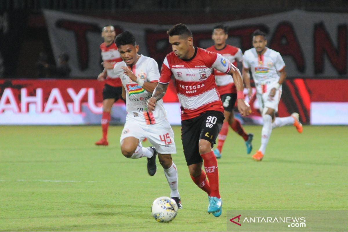 Madura United ditahan Barito Putera 2-2