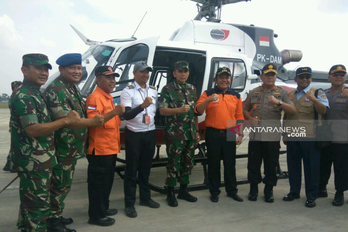 Gubernur bersama Pangdam tinjau kebakaran hutan dan lahan di Bayung Lencir