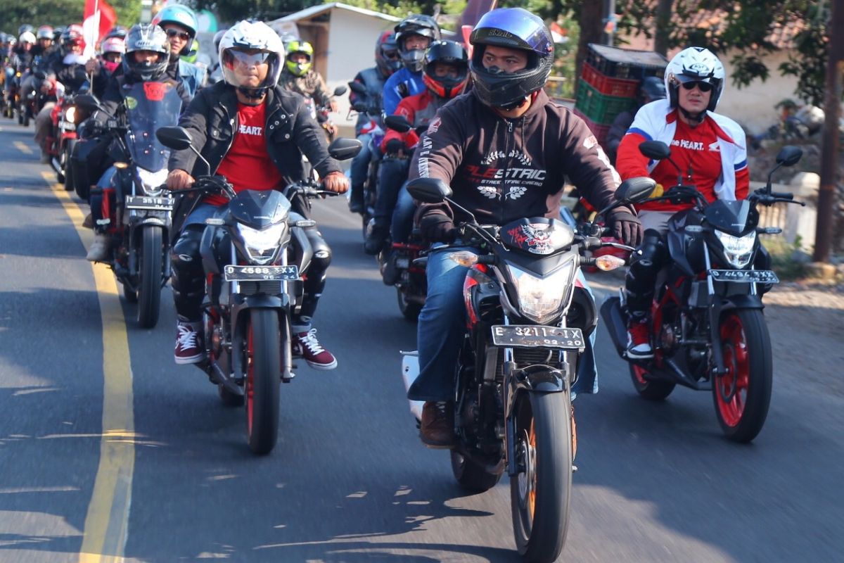 56 komunitas Honda motor rayakan HUT RI dengan "Konvoi Merdeka"