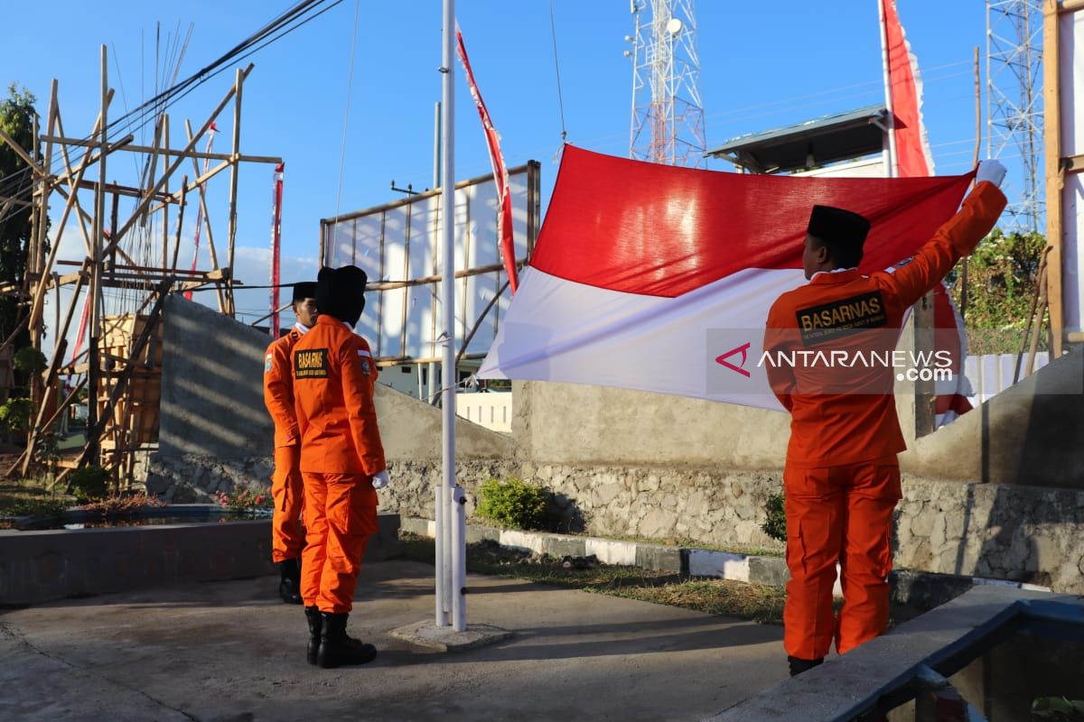 Basarnas Maumere peringati HUT  RI