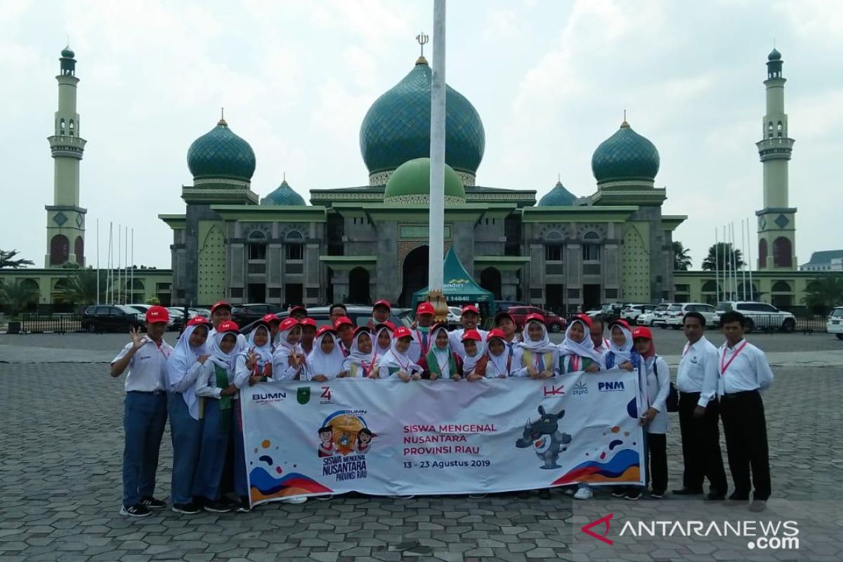 Kunjungan religi peserta SMN Yogyakarta ke Masjid An Nur Pekanbaru