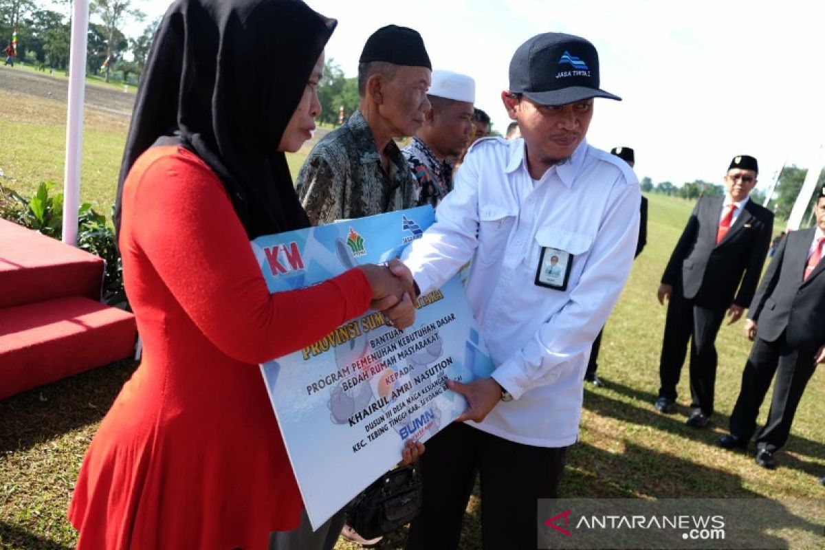 BUMN Hadir Untuk Negeri di Sumatera Utara gelar jalan sehat