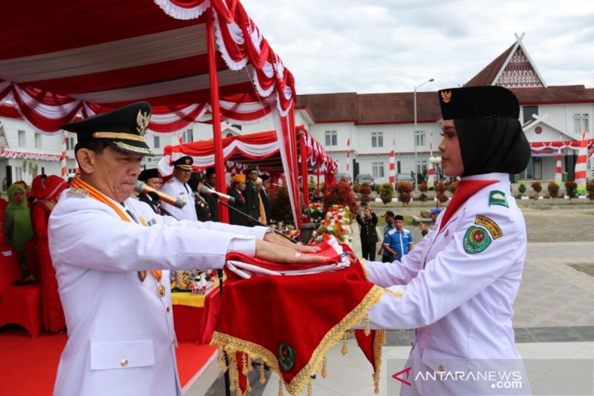 Bupati Tapanuli Selatan Irup HUT ke-74 Kemerdekaan RI