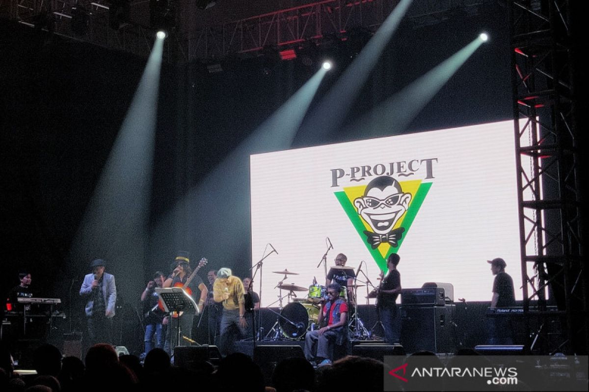 Bawakan lagu parodi, P-Project undang tawa penonton