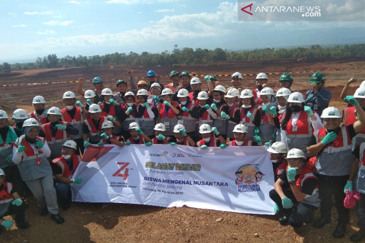 SMN Babel lihat proses penggalian mineral PT Antam