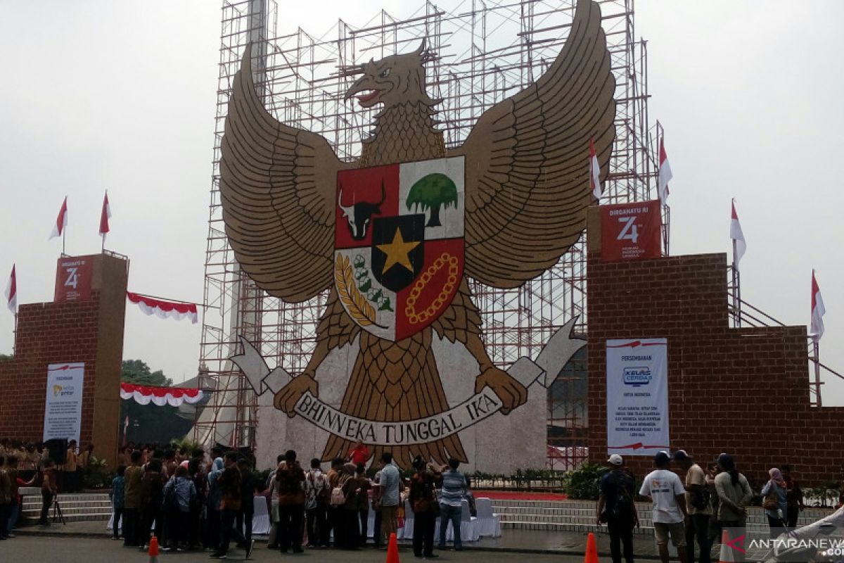 TMII raih rekor dunia pembuatan gapura replika burung Garuda Pancasila