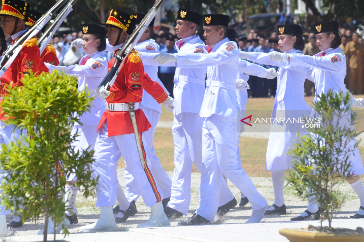 Sepatu terlepas tak pengaruhi semangat Paskibra siswa SMA Gorontalo Utara