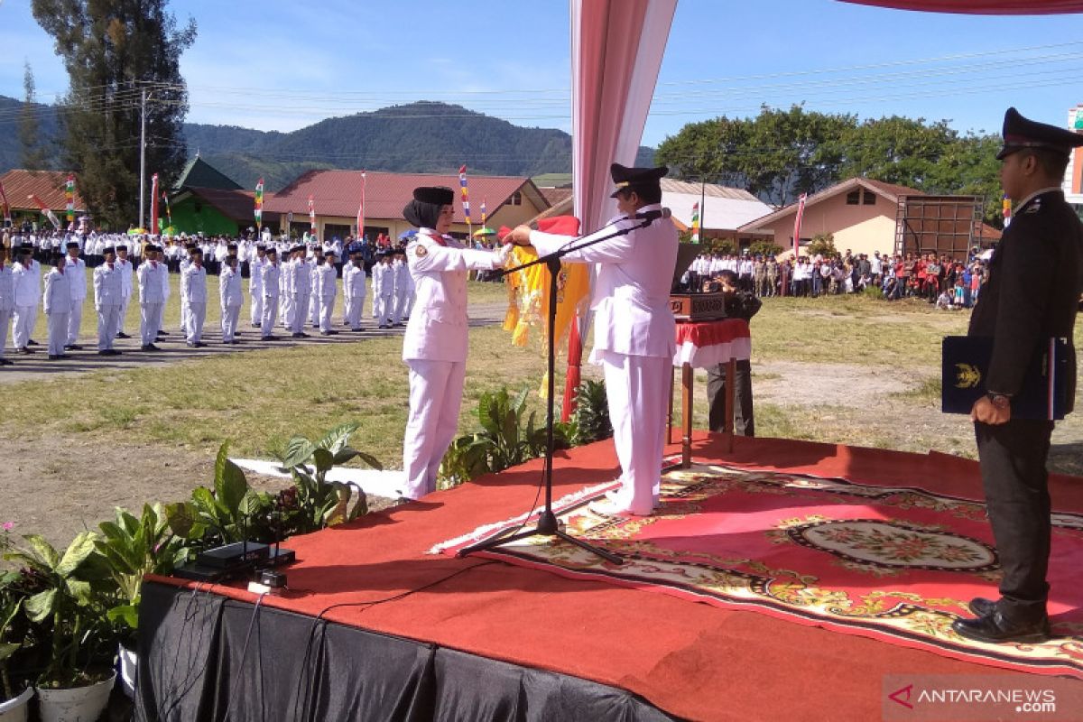 Bendera raksasa gagal terbang di Bener Meriah, Aceh