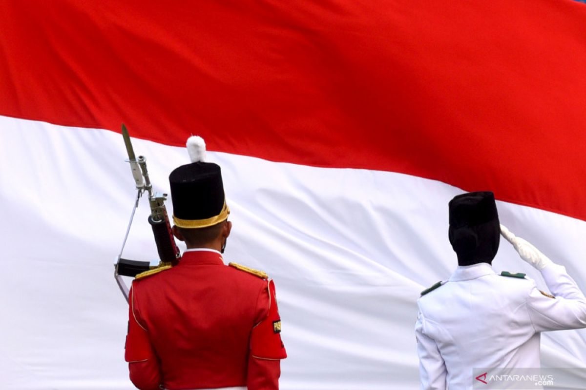 Hanya ada delapan Paskibraka saat upacara kemerdekaan di Istana Kepresidenan