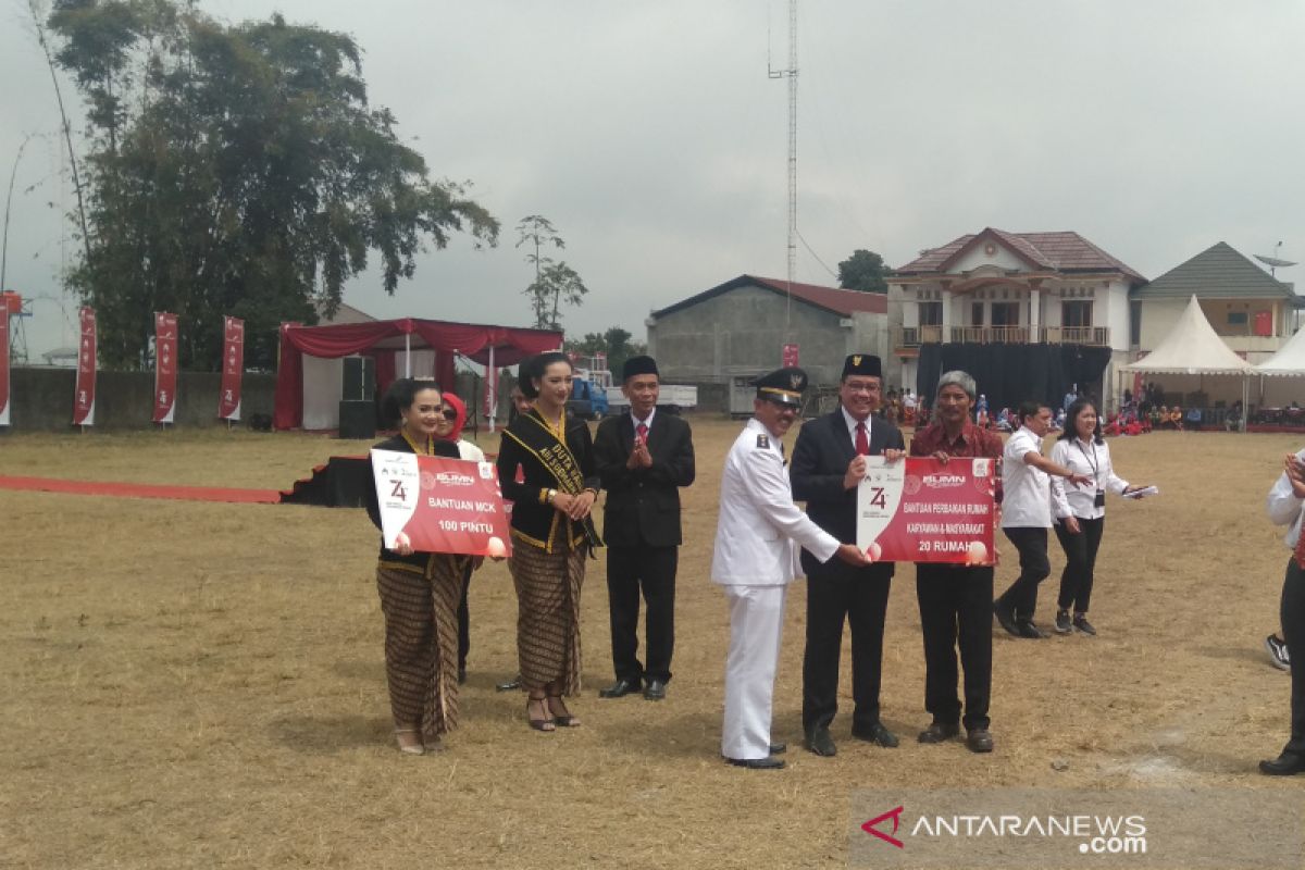 HUT RI, PT AP I salurkan bantuan di Selo Boyolali