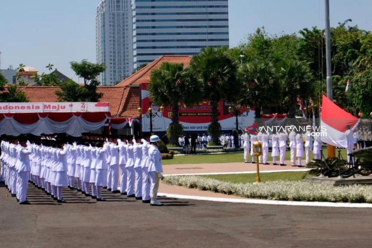 HUT Ke-74 RI, Gubernur Jatim berpesan promosikan keunggulan daerah untuk memajukan Indonesia