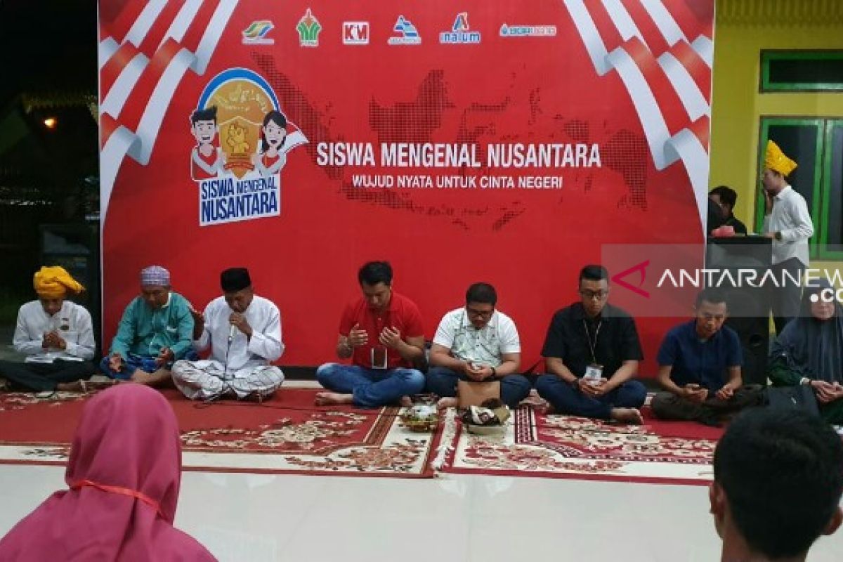 Peserta SMN asal Sumut diperkenalkan kebudayaan Palu